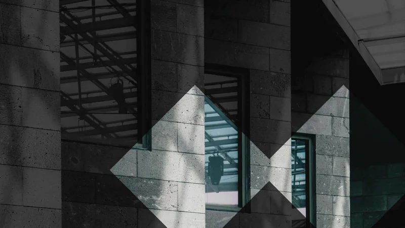 Building with brand diamonds